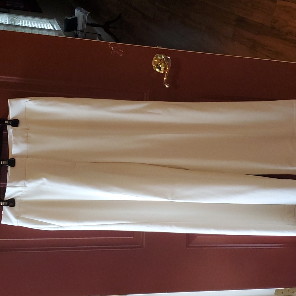 The Limited winter white very wide leg (13") pant size 16